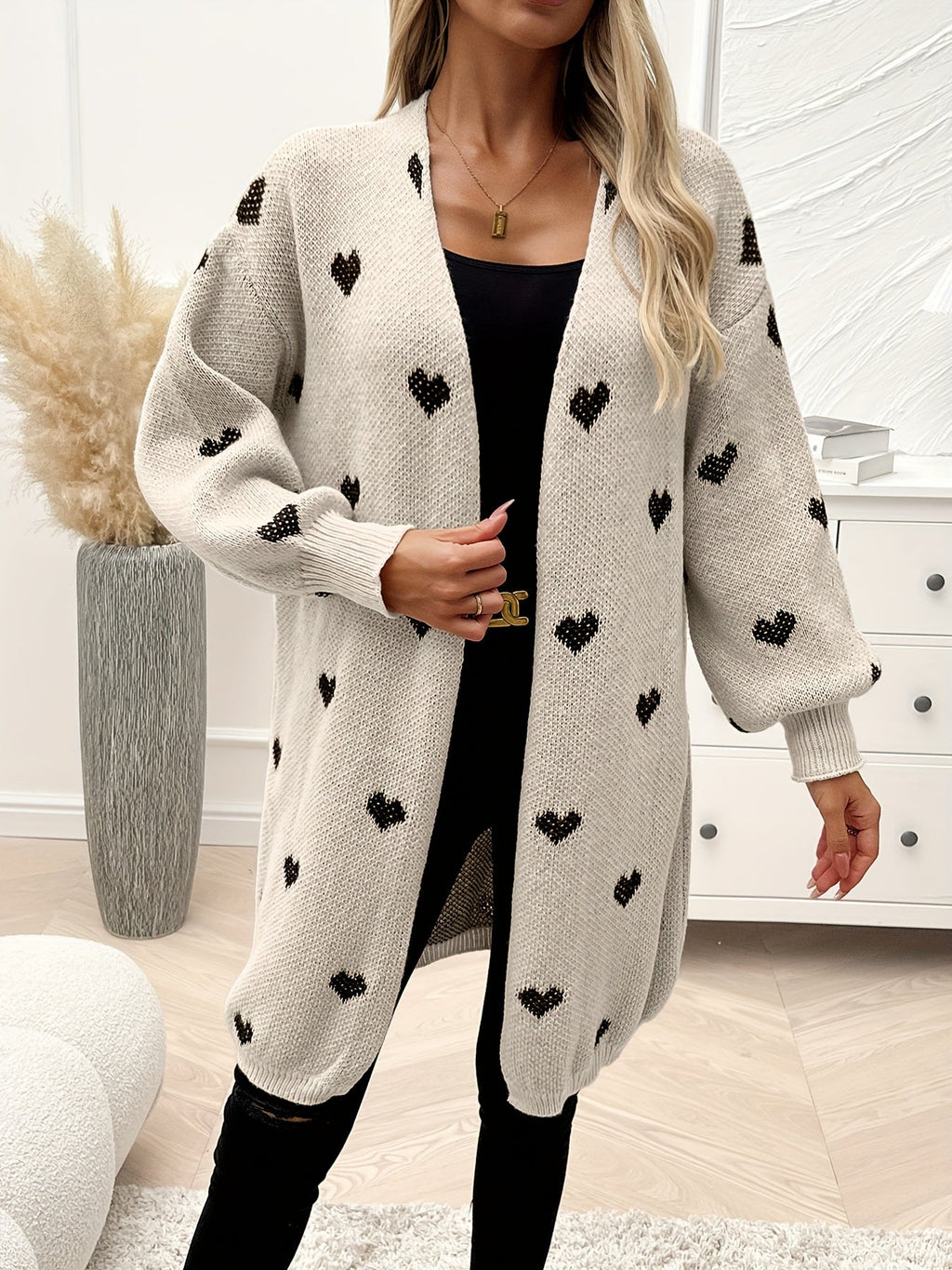 Noretta - Heart Knit Cardigan