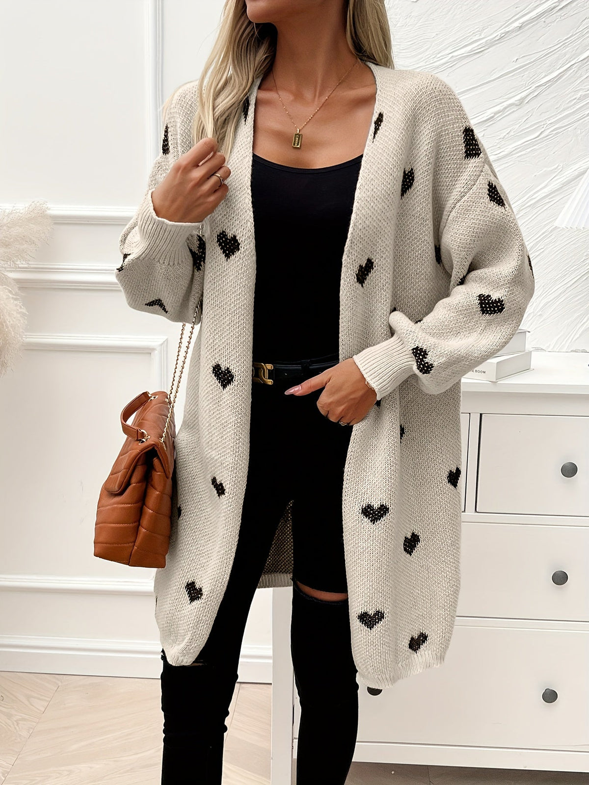 Noretta - Heart Knit Cardigan