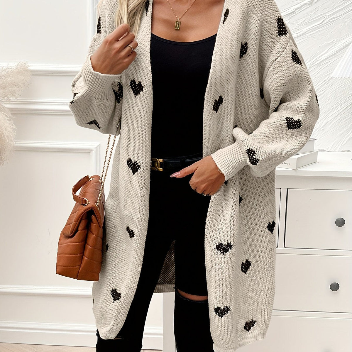 Noretta - Heart Knit Cardigan
