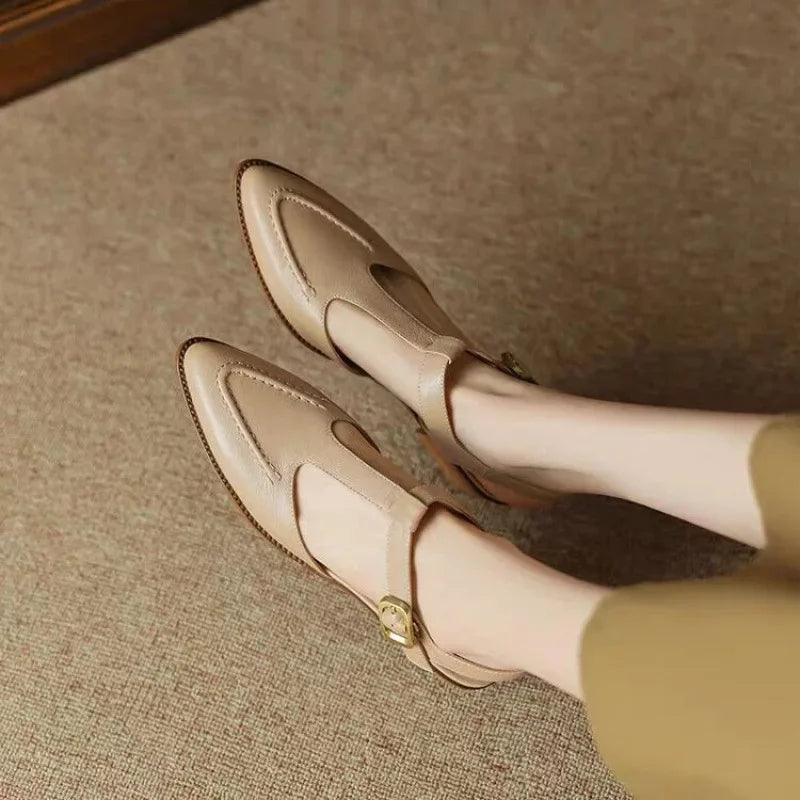 Sloane - T-Strap Buckle Shoes Pointed Toe Low Heel Flats