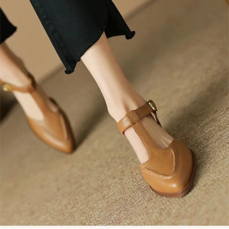 Sloane - T-Strap Buckle Shoes Pointed Toe Low Heel Flats
