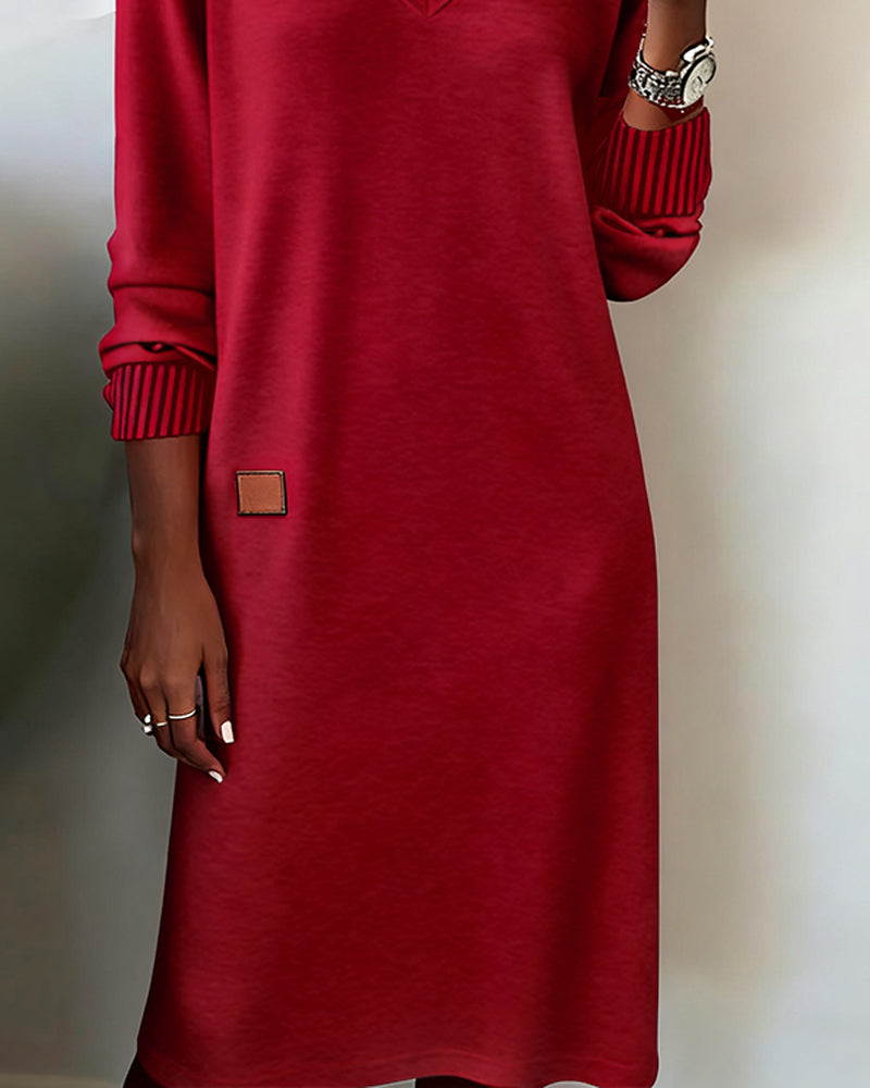Evelisse - Knitted V-Neck Midi Dress