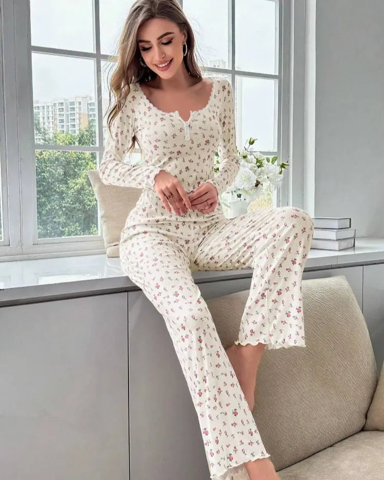 Floral Lettuce-Trim Pyjama Set