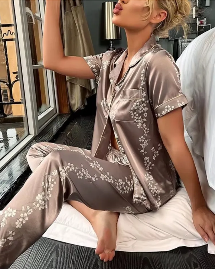Printed Long-Sleeve Pyjama Set - Voldara