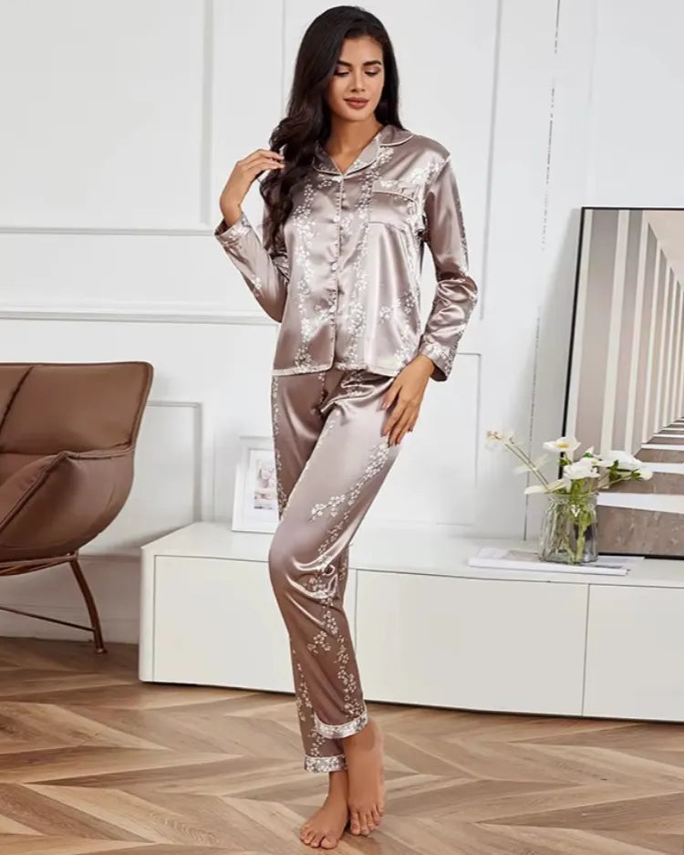 Printed Long-Sleeve Pyjama Set