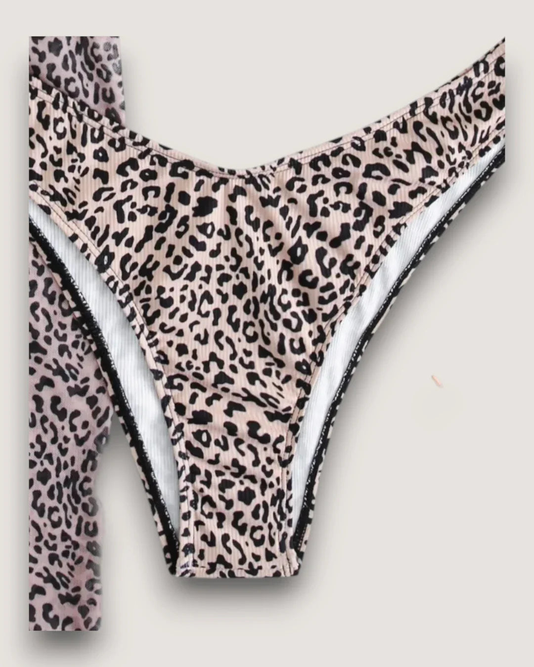 Ring-Linked Halter 3-Piece Bikini
